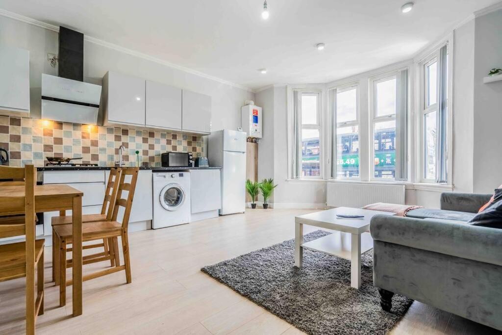 Beautiful Flat With Free Parking Apartment Birmingham Exterior photo